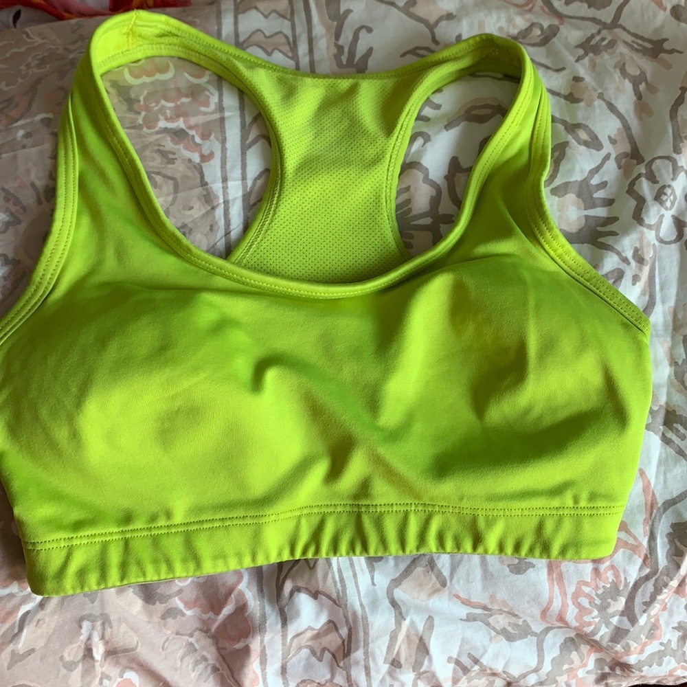 Sports bra
